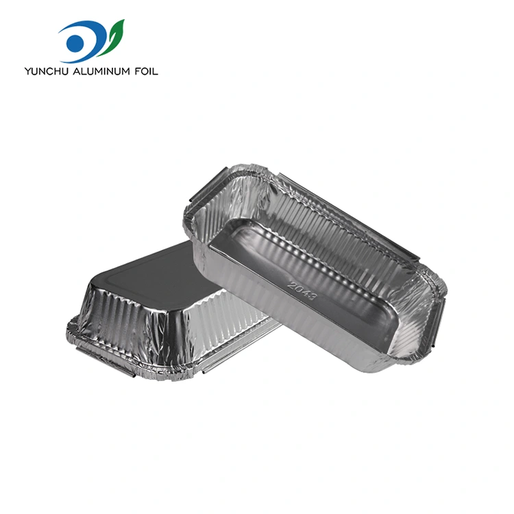Pojemniki z grilla z fast foodami srebrne pojemniki na folii aluminiowe
