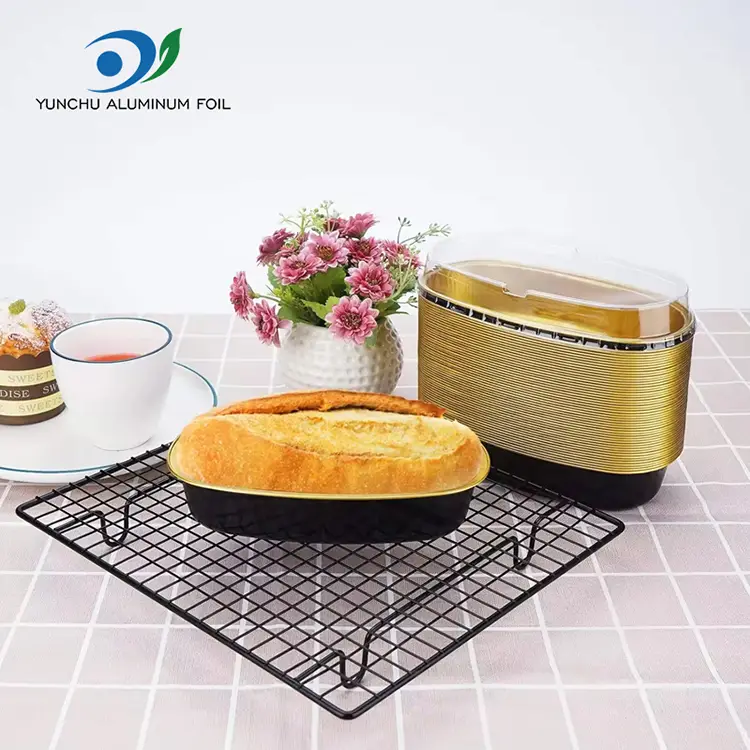 Owalne kolorowe pojemniki na aluminiowe folii