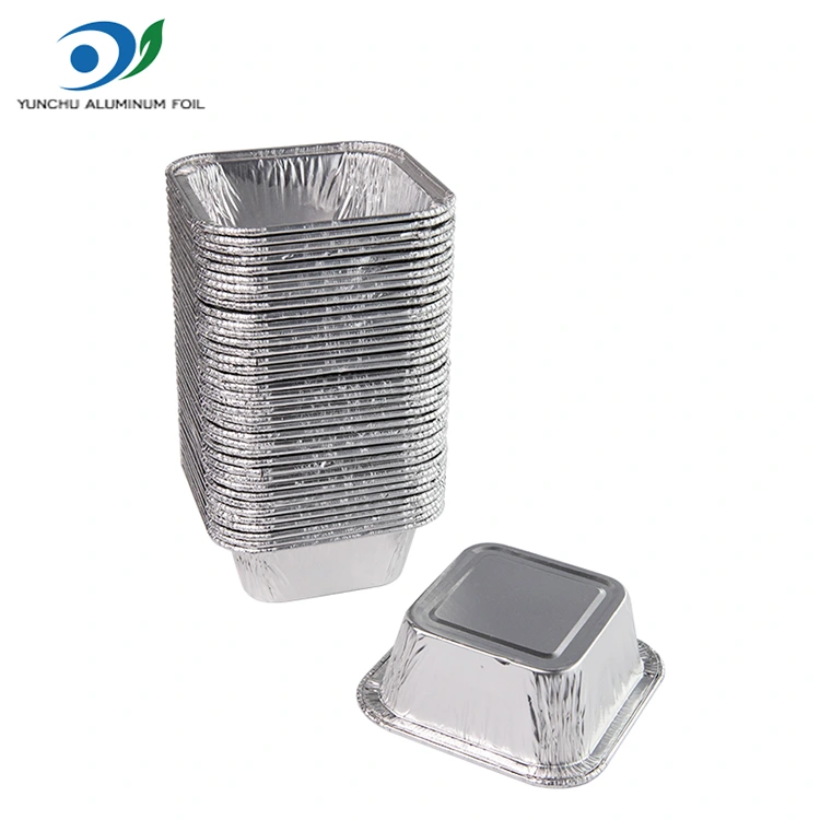 Kwadratowe srebrne pojemniki na folii aluminiowe