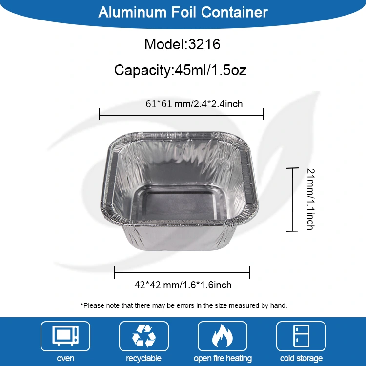 Kwadratowe srebrne pojemniki na folii aluminiowe
